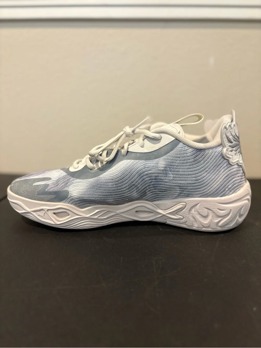 Puma Lamelo Ball MB.04 Lo Team 312174-03 Feather Grey Basketball Shoe Mens Sz 9